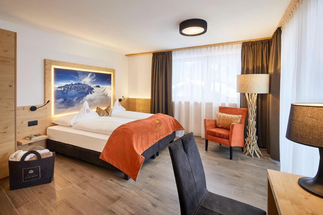 Hotel Tabladel Colfosco Eksteriør bilde